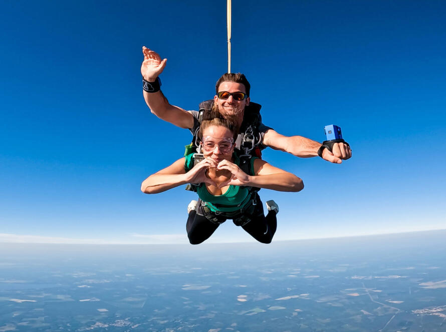 Offrir un saut en parachute (tandem)